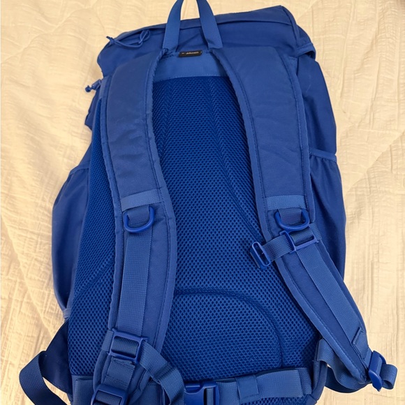 Supreme Backpack - Picture 2 of 3